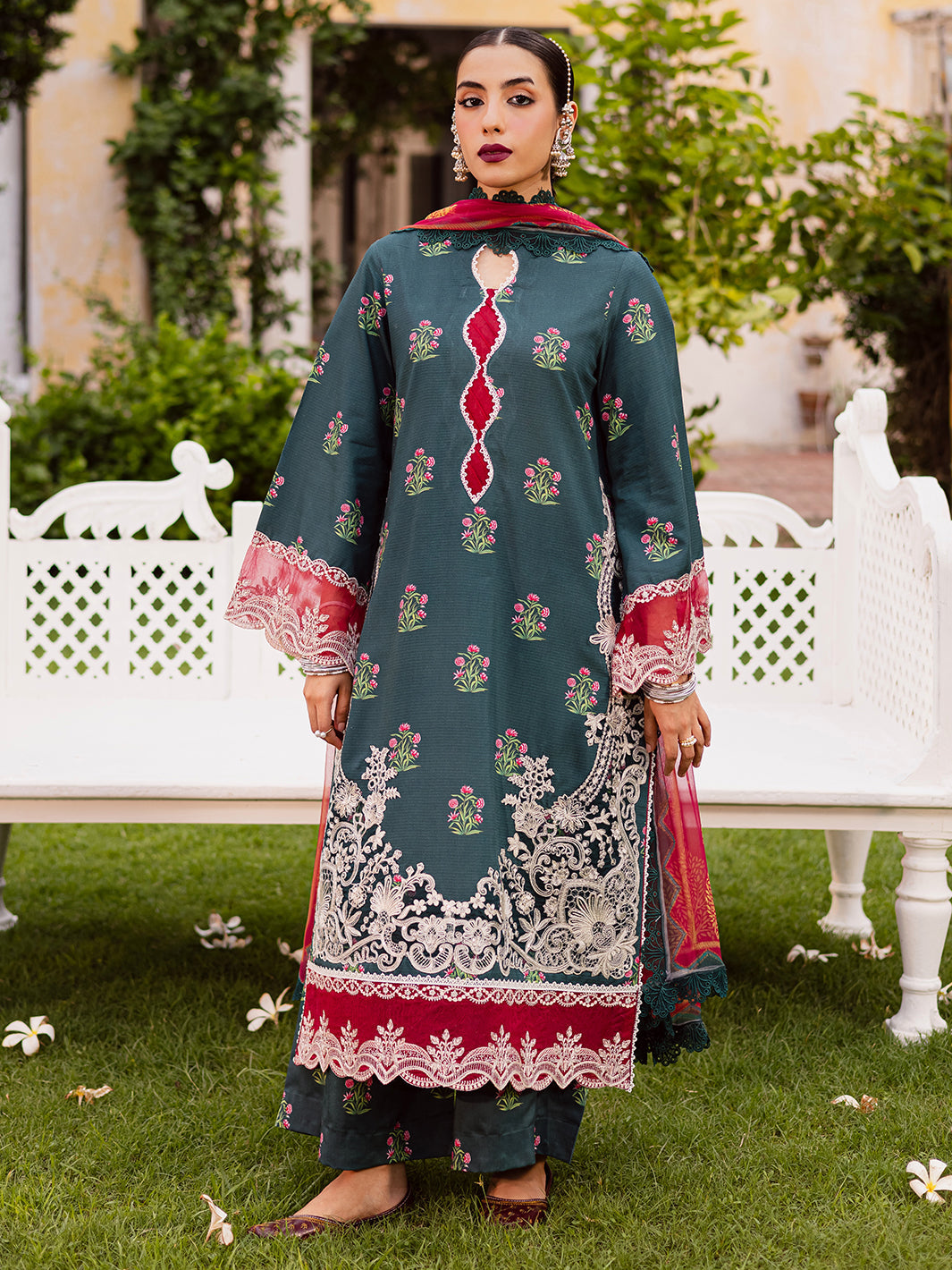 Mahnur | Gulzar Winter 25 | G - 08