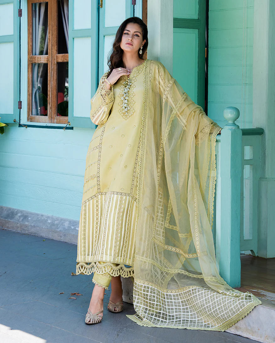 Mushq | Euphoria Eid Pret'26 | Golden Ember