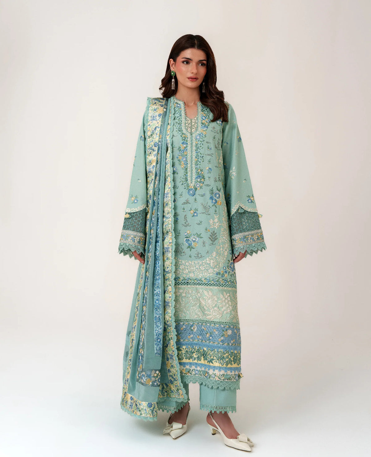 Republic Womenswear | Lilas Lawn 26 | Lilas Stitched