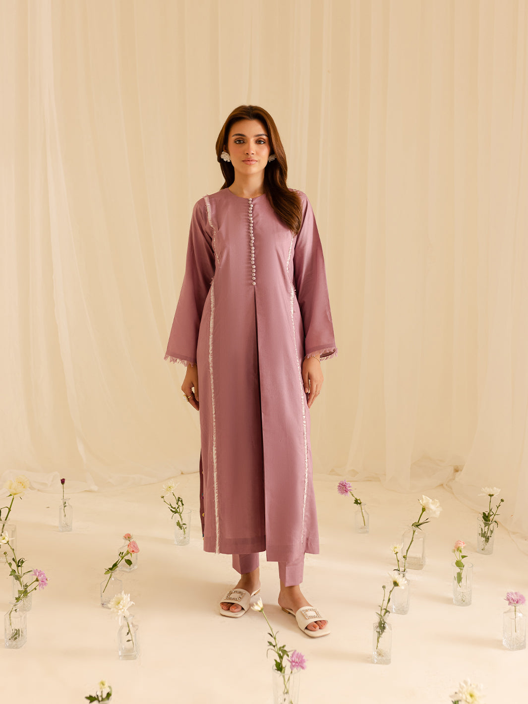 Mahnur | Petal Whispers Lawn Pret | Liliosa