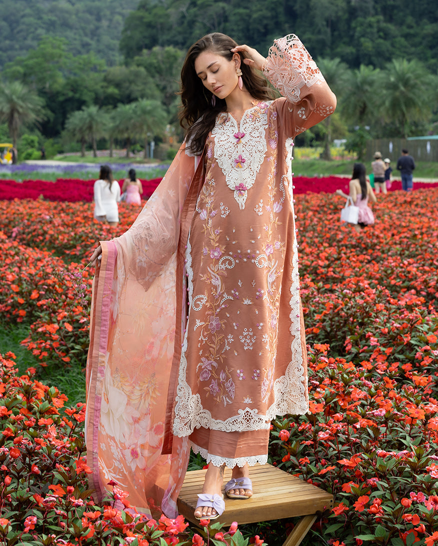 Mushq | Hemline the Secret Garden | Rosette Reverie