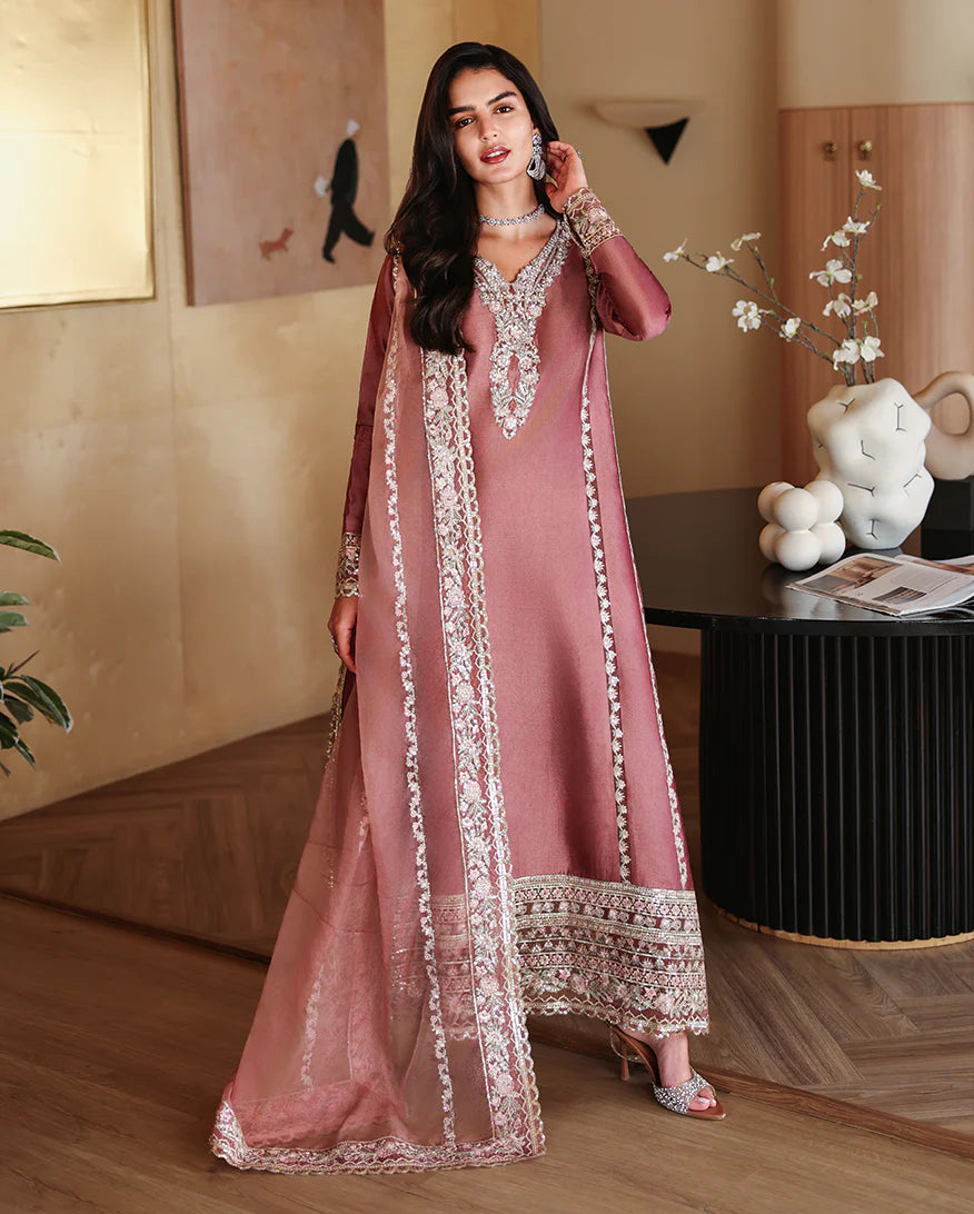 Mushq | Zarminay Luxury Pret 26 | Rowa