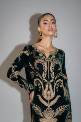 Mina Hassan | Winter 25 | Izma