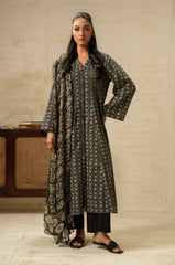 Zeen | Winter 25 | WFM35935