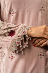 Zeen | Winter 25 | WUM35862