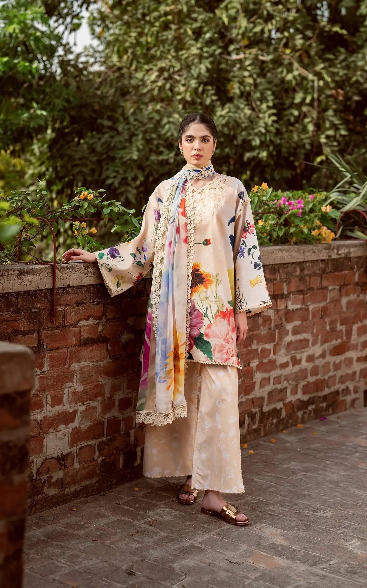 Asifa and Nabeel | Yakin Summer 25 | Bloomlight-(YKL25-13)