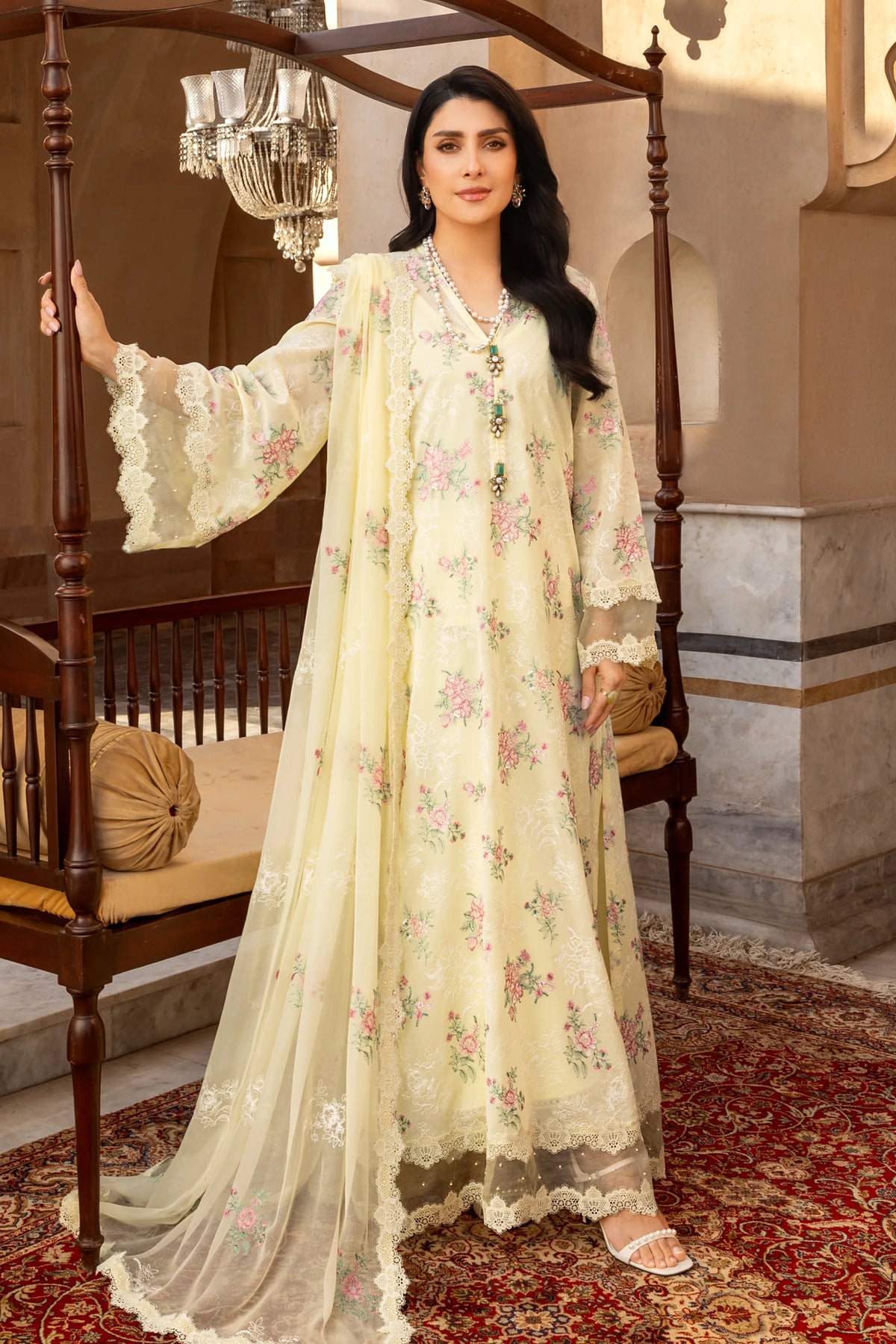Auj E Bahar - Bareeze 3-Piece Suit
