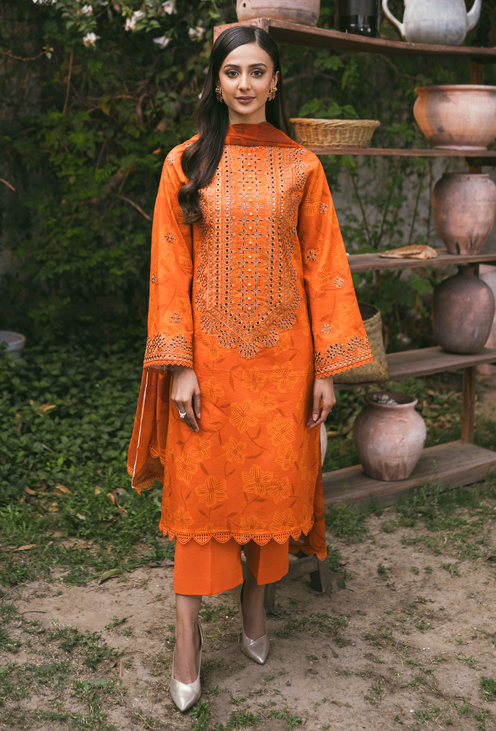 Humdum | Gardenia Lawn | D02