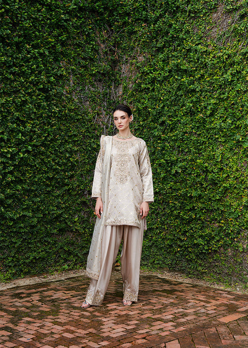 Haseens | Sifaar Formals | Areesa