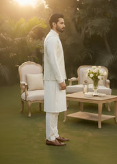 (3 Piece) - Off-white Suit with Matching Waistcoat